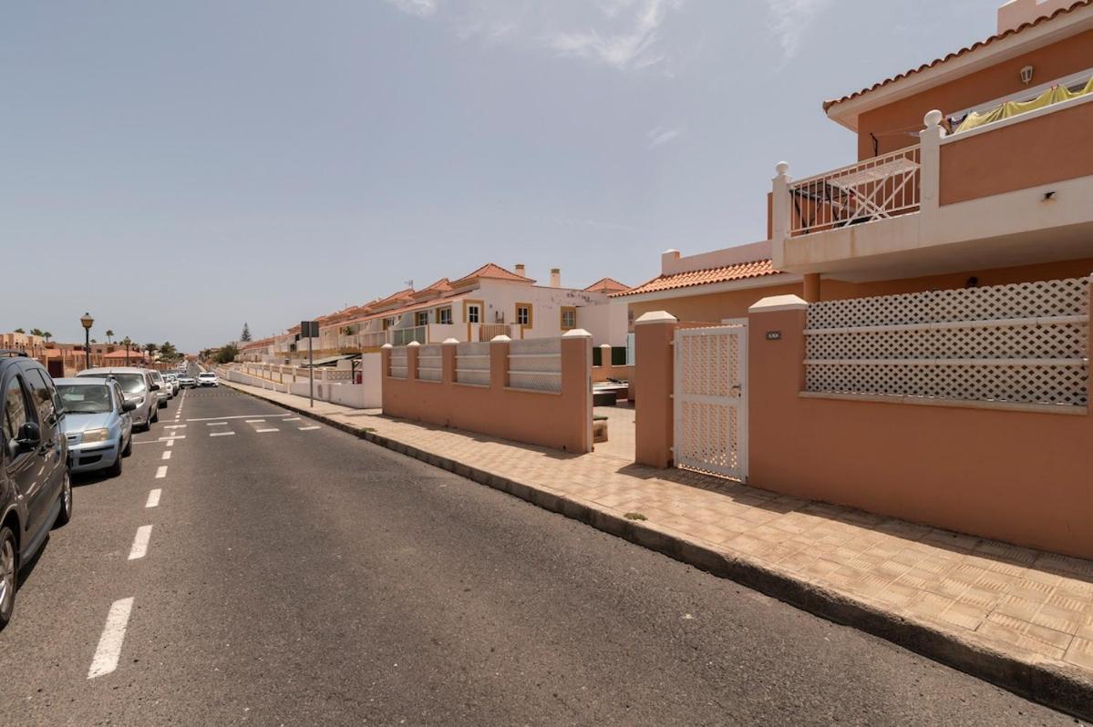 Lightbooking Esmeralda Piscina Privada Caleta De Fuste Exterior photo
