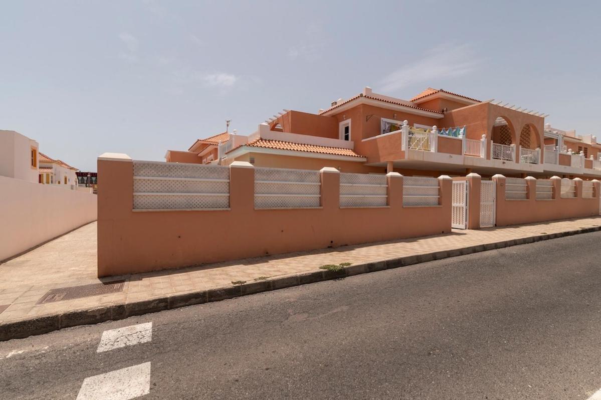 Lightbooking Esmeralda Piscina Privada Caleta De Fuste Exterior photo